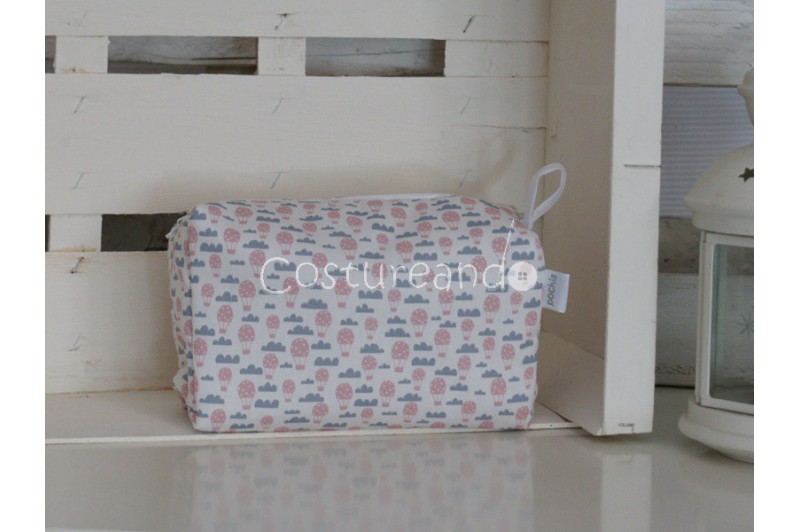  BLUE INDIAN CUBE WASH BAG