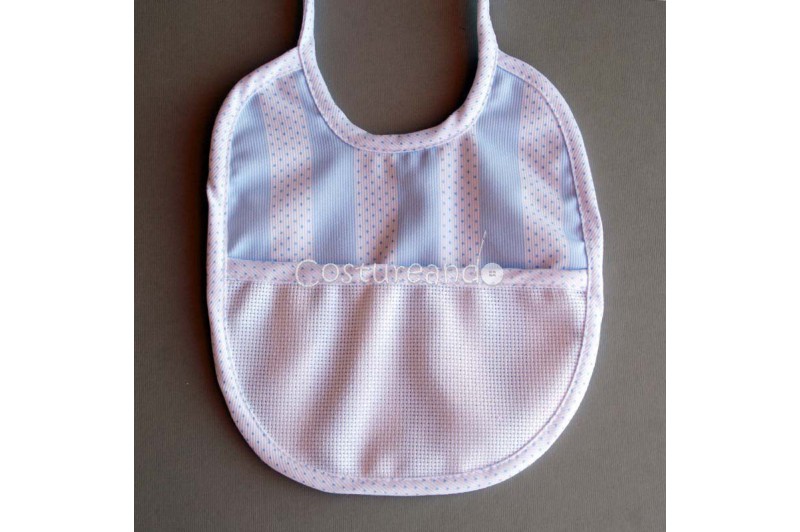 PIQUE BABY BIB